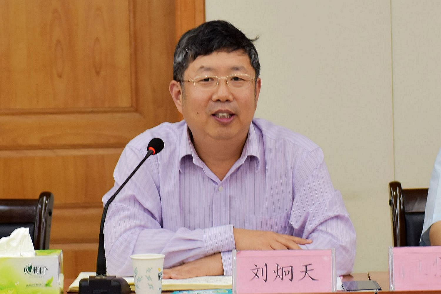 校长刘炯天院士一行到河南省社会科学院考察交流