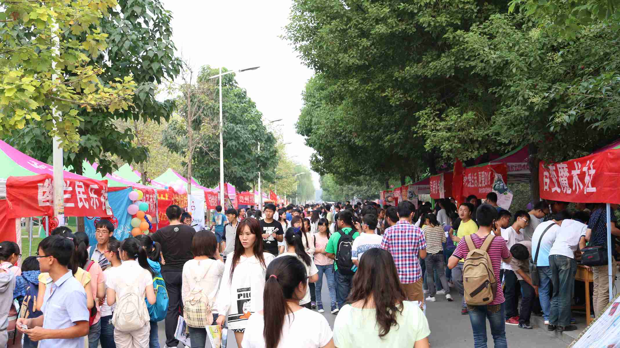 郑州大学2014年学生社团招新活动圆满结束