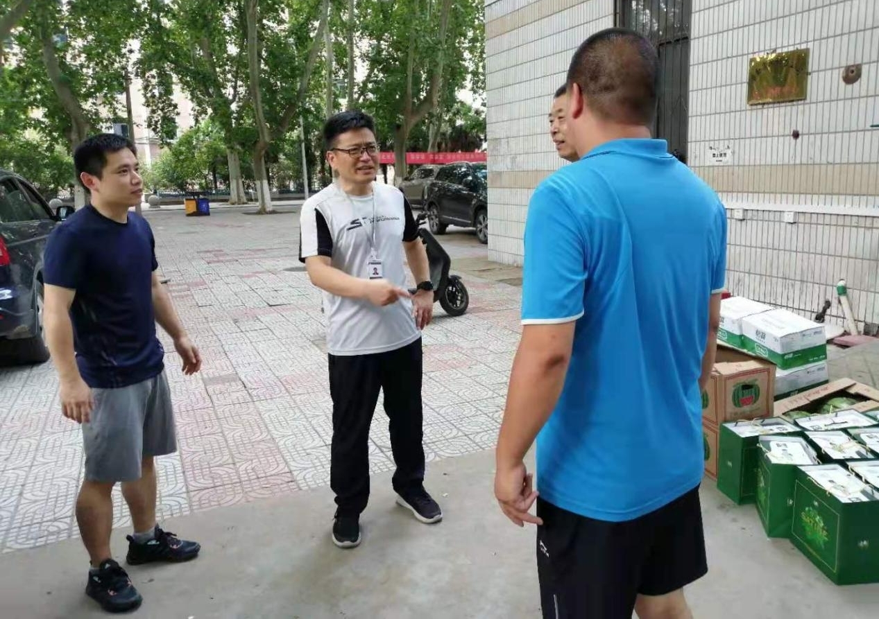 20210731113803139.jpg 15(二)郑大设计院慰问北校区供电抢险人员2.jpg